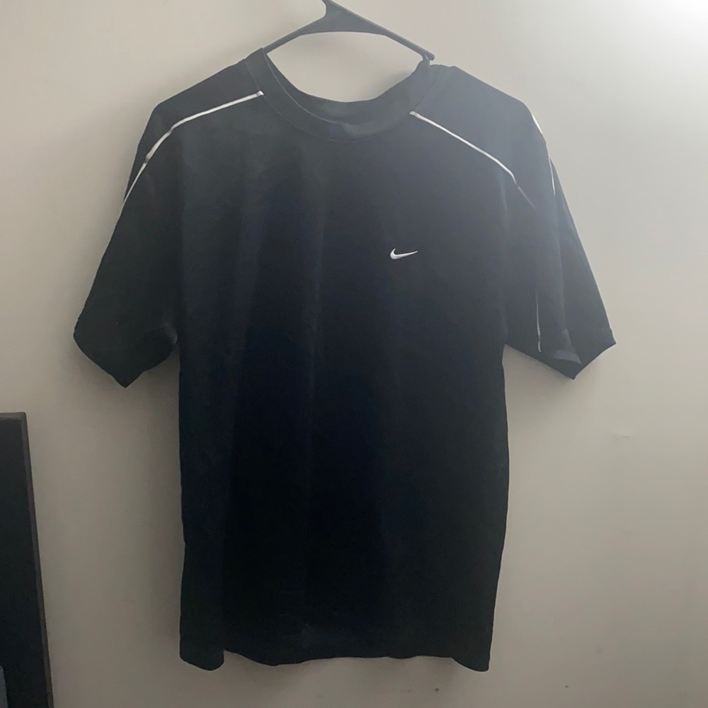 Large Nike Athletic Tee